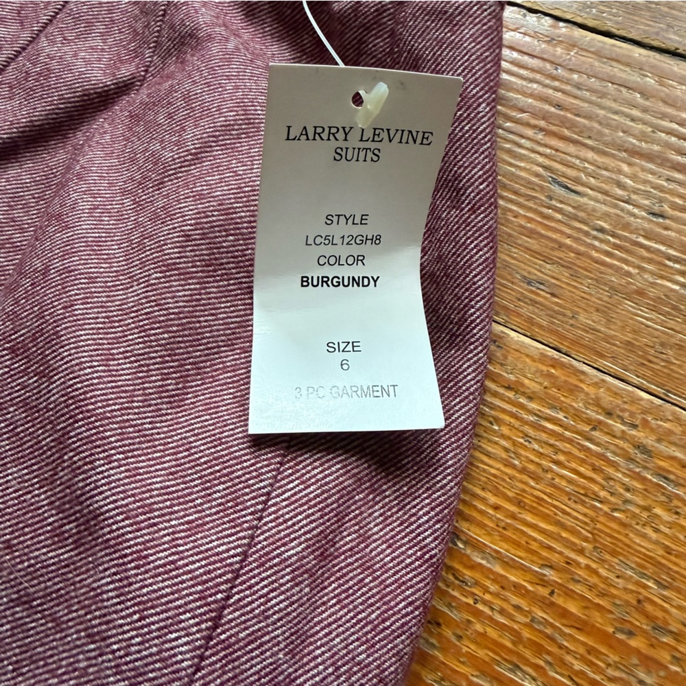 Larry Levine Maroon Suit skirt size 6 NWT